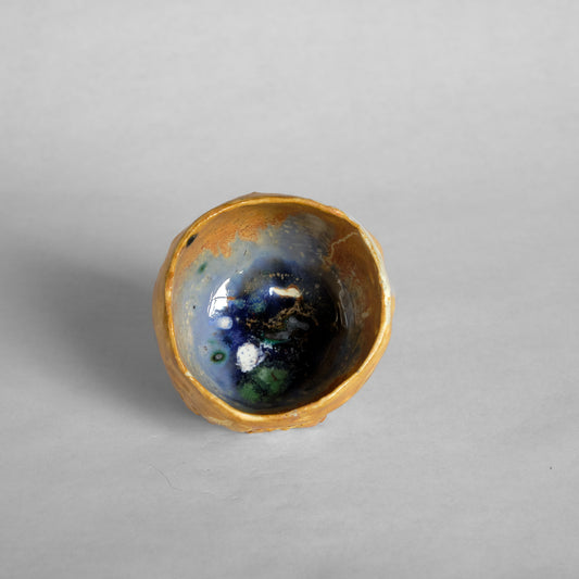 Small carved cup 018
