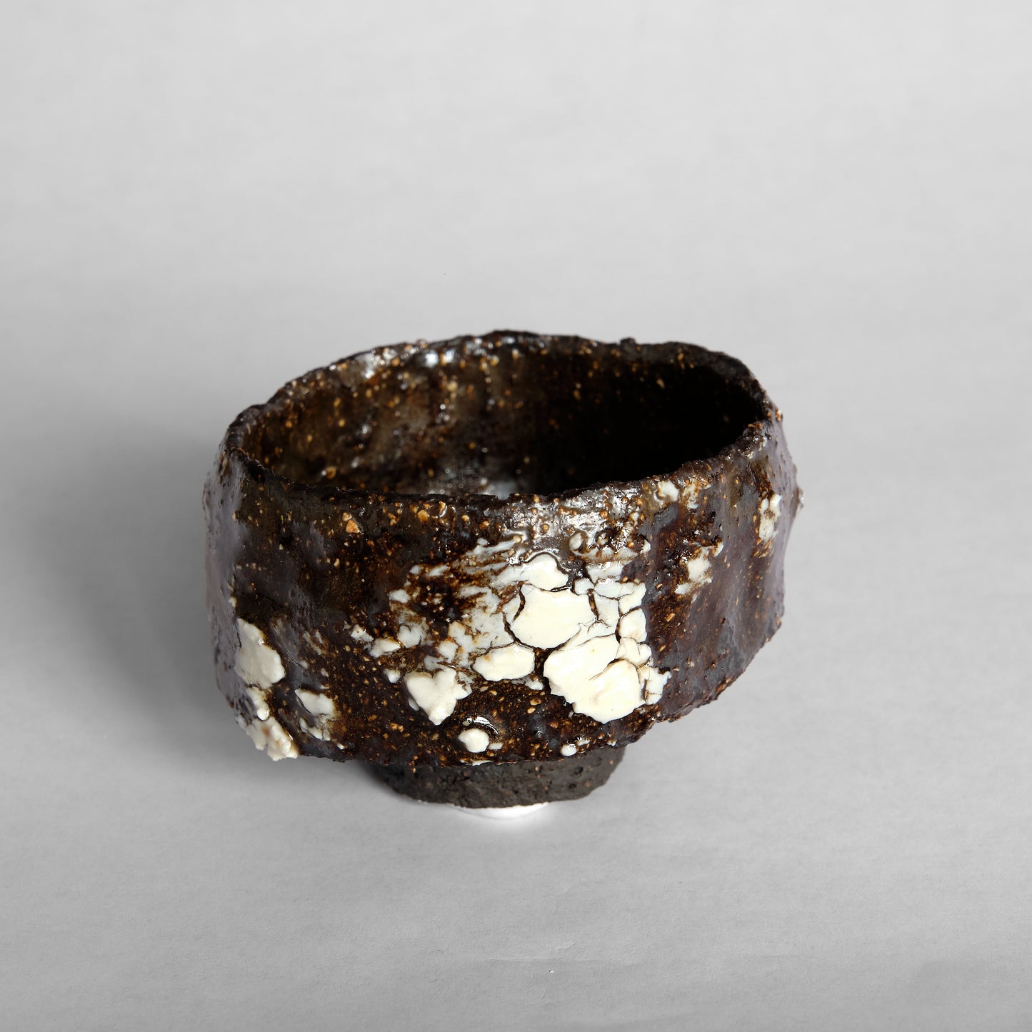 Medium carved cup 005