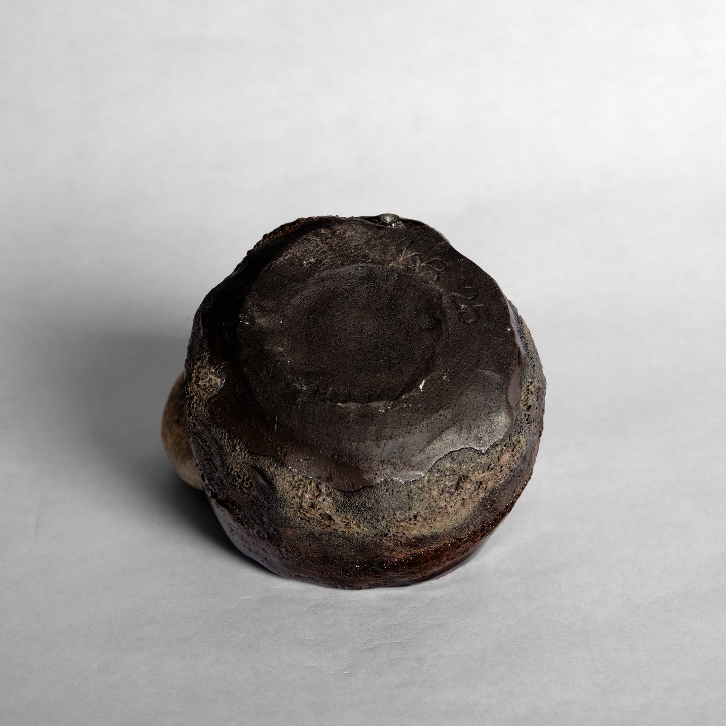 Medium carved cup 007