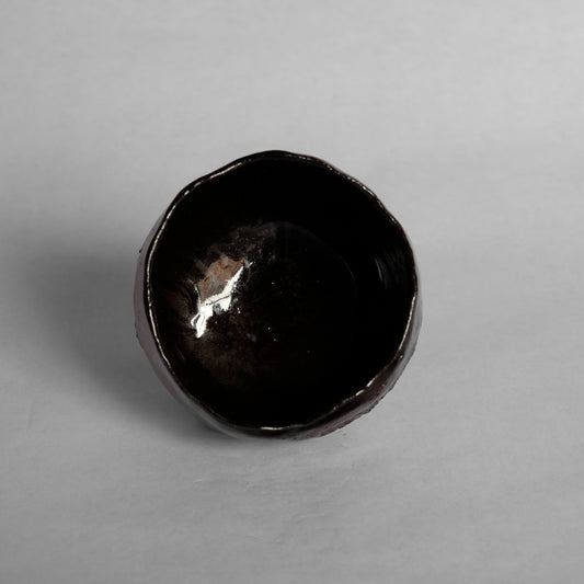 Medium carved cup 007